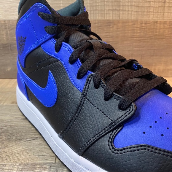 Jordan 1 Mid Black Royal Tumbled Leather - Picture 6 of 6
